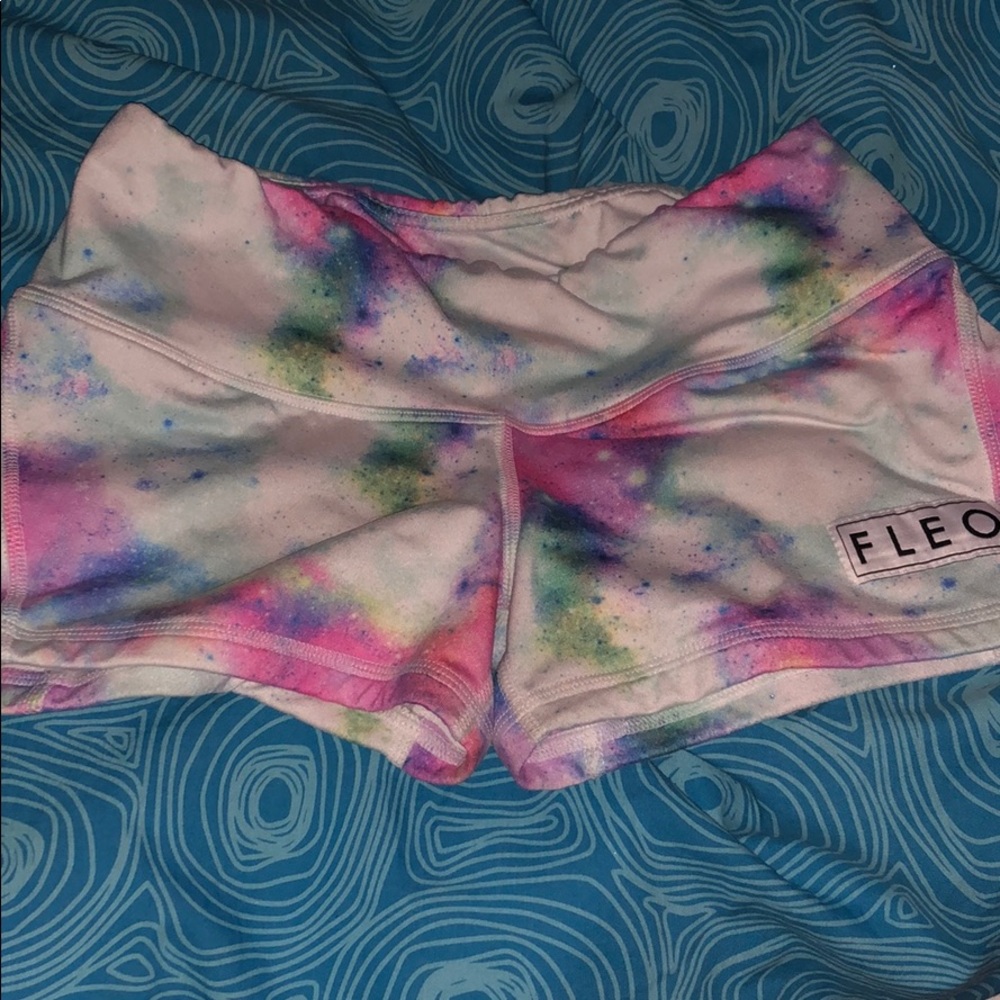 Galaxy fleo shorts